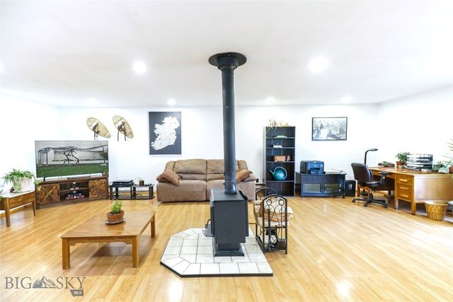 624 N 2nd Street N, Livingston, MT 59047