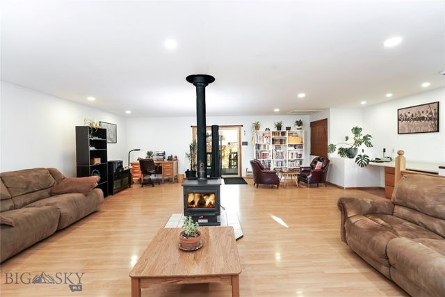 624 N 2nd Street N, Livingston, MT 59047