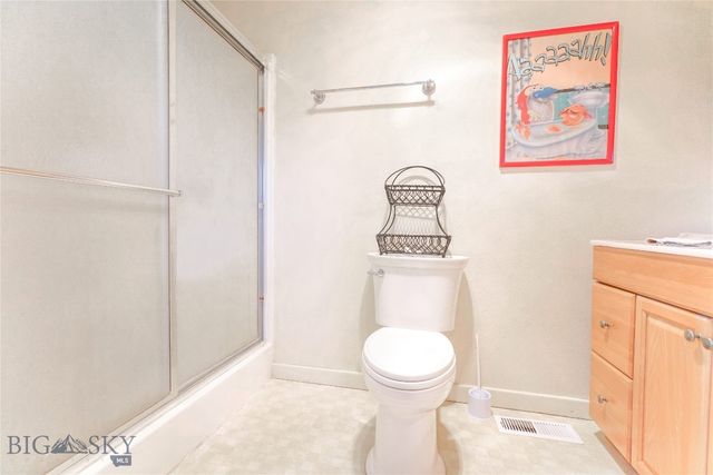 624 N 2nd Street N, Livingston, MT 59047