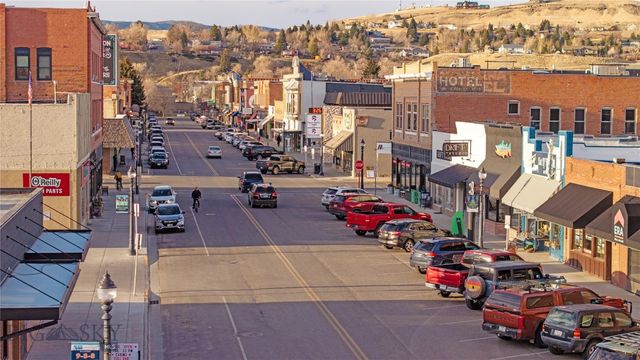 624 N 2nd Street N, Livingston, MT 59047