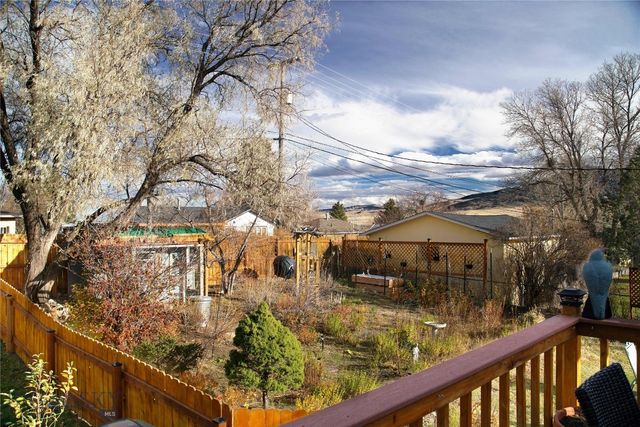 624 N 2nd Street N, Livingston, MT 59047