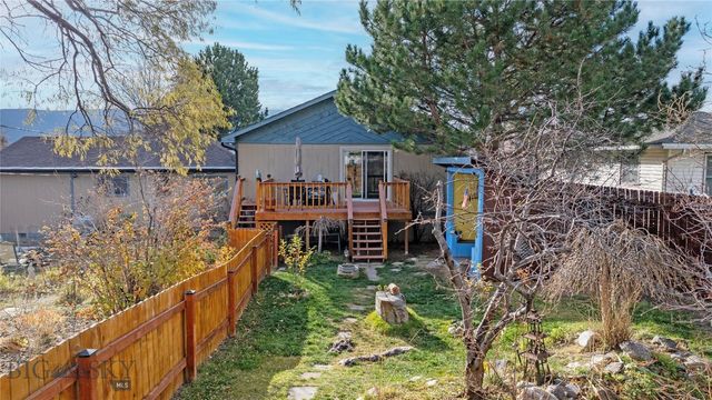 624 N 2nd Street N, Livingston, MT 59047