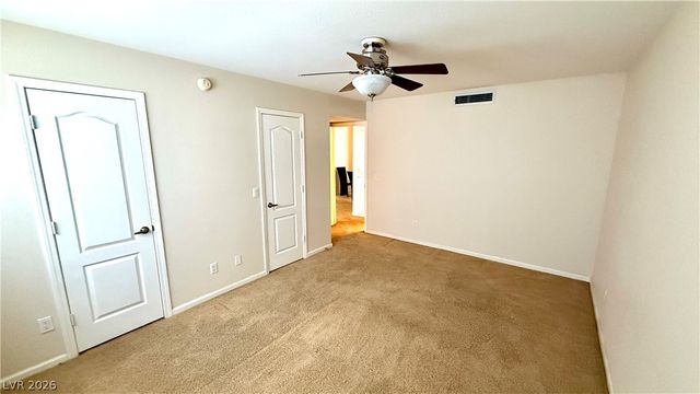 2822 LOVELAND Drive 1406, Las Vegas, NV 89109