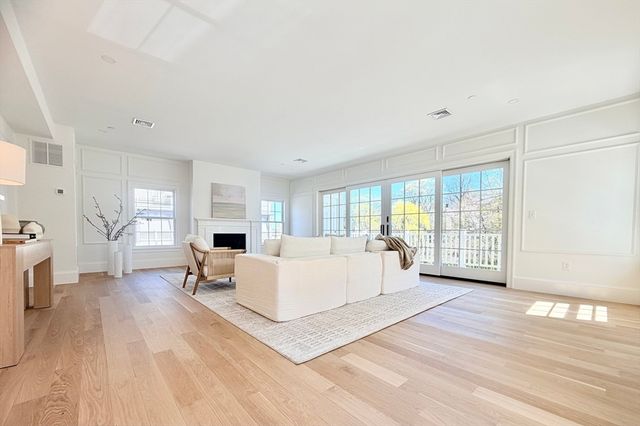 64 Pleasant Street A, Marblehead, MA 01945