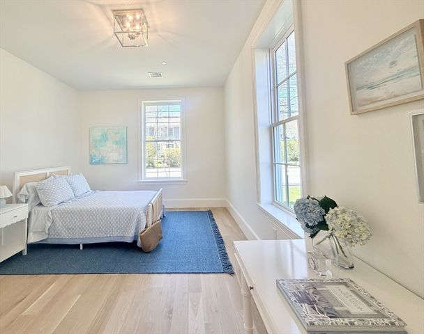 64 Pleasant Street A, Marblehead, MA 01945