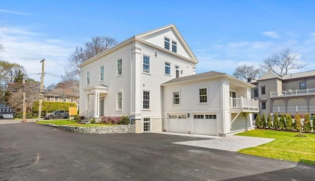 64 Pleasant Street A, Marblehead, MA 01945