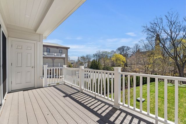 64 Pleasant Street A, Marblehead, MA 01945