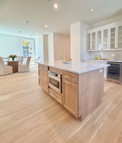 64 Pleasant Street A, Marblehead, MA 01945