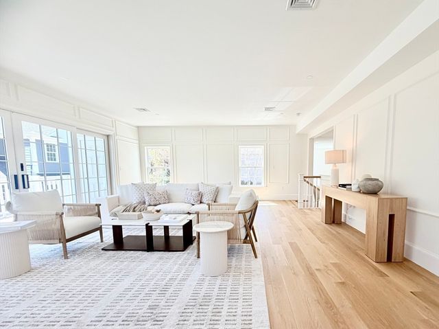 64 Pleasant Street A, Marblehead, MA 01945
