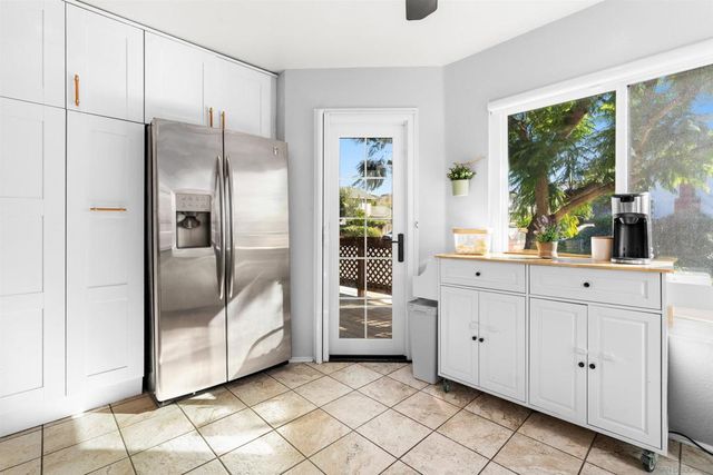 8896 Highwood Dr C, San Diego, CA 92119
