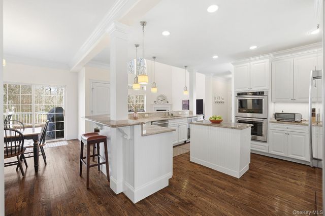 5 Morning View Court, Chappaqua, NY 10514