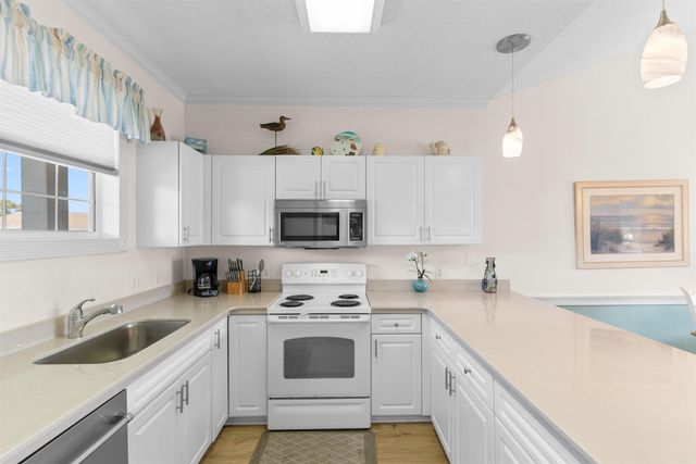 4683 Wild Iris Dr Apt 303, Myrtle Beach, SC 29577