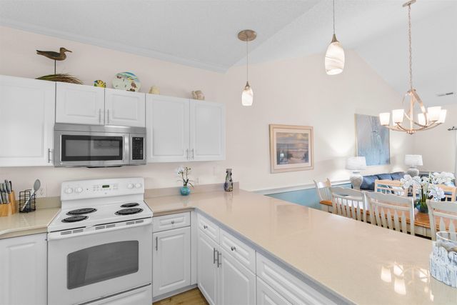 4683 Wild Iris Dr Apt 303, Myrtle Beach, SC 29577