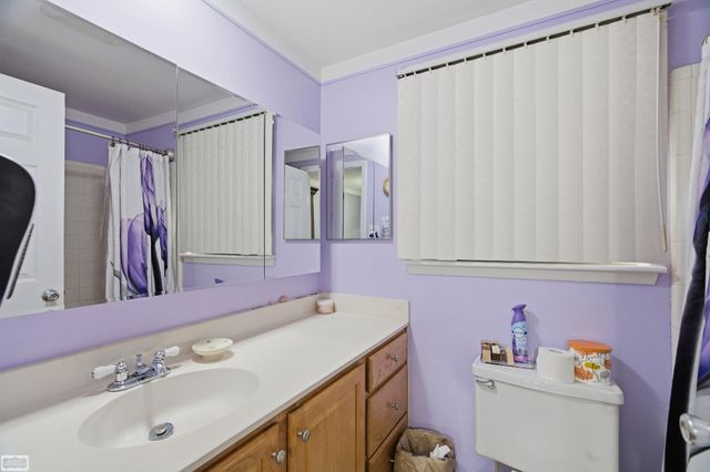 25842 Jeanette Court Street, Roseville, MI 48066