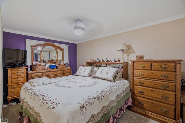 25842 Jeanette Court Street, Roseville, MI 48066