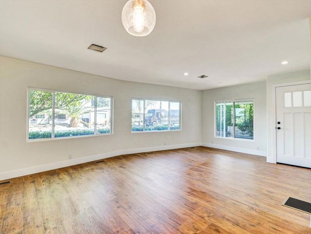 38525 Desert Greens Drive E, Palm Desert, CA 92260