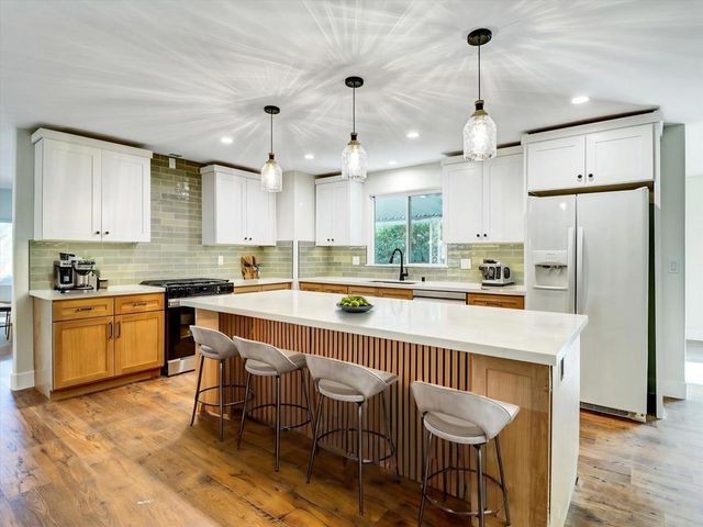 38525 Desert Greens Drive E, Palm Desert, CA 92260