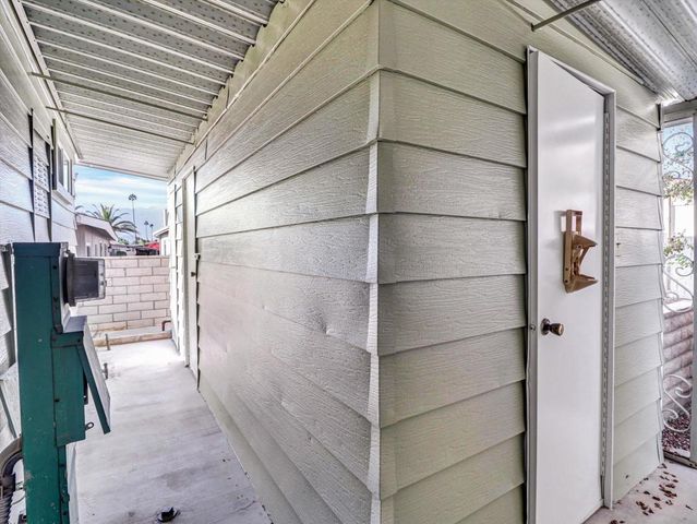 38525 Desert Greens Drive E, Palm Desert, CA 92260