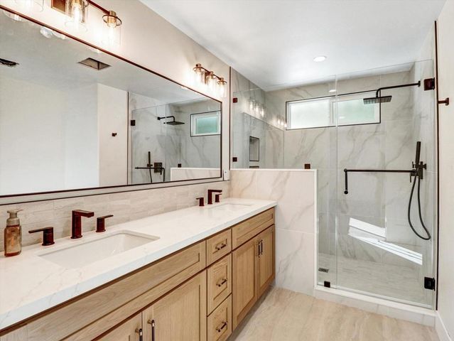 38525 Desert Greens Drive E, Palm Desert, CA 92260