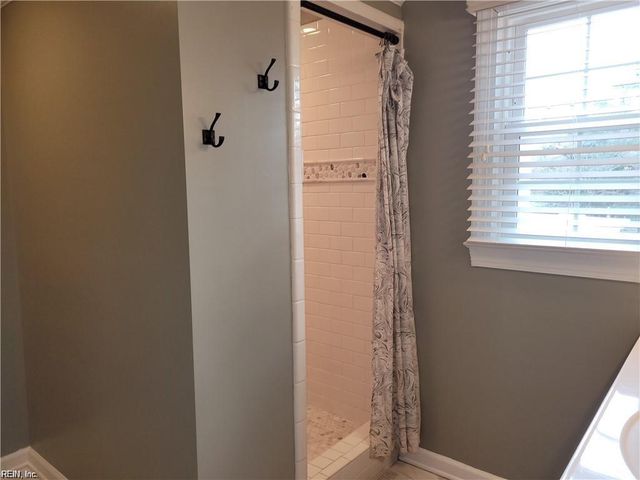 6128 Wythe PL, Norfolk, VA 23508