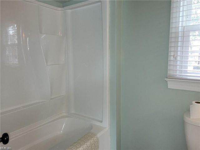 6128 Wythe PL, Norfolk, VA 23508