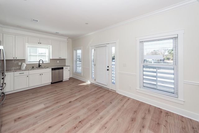 2015 Arbutus Avenue, North Charleston, SC 29405