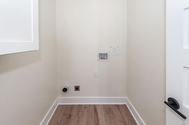 2015 Arbutus Avenue, North Charleston, SC 29405