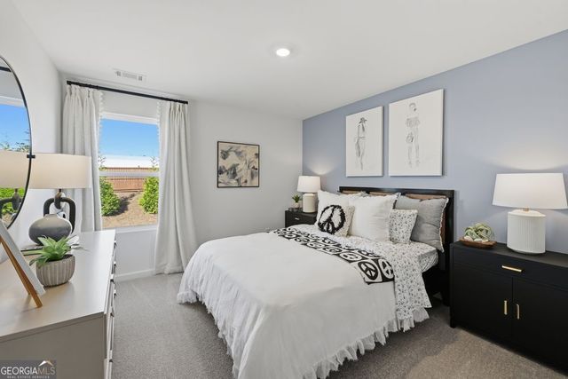 4020 Laurant Path, Flowery Branch, GA 30542