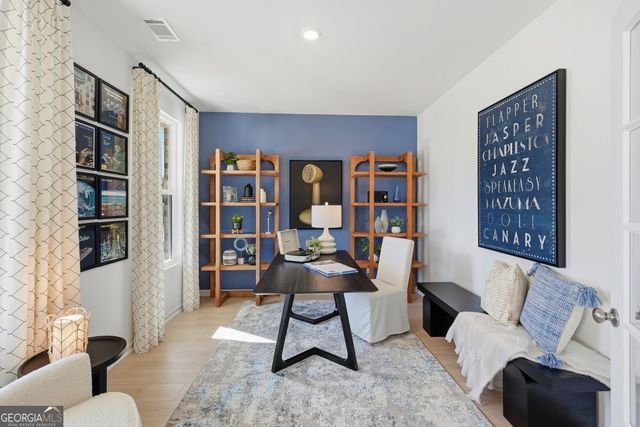 4020 Laurant Path, Flowery Branch, GA 30542