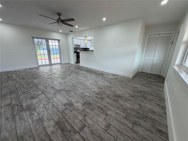 7950 NW 10th St 7950, Pembroke Pines, FL 33024