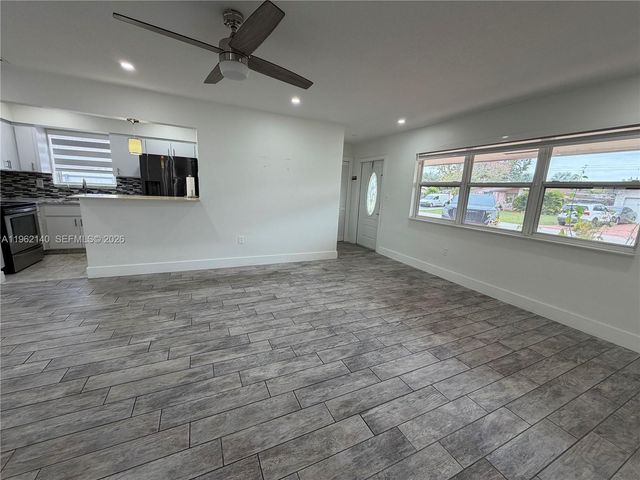 7950 NW 10th St 7950, Pembroke Pines, FL 33024