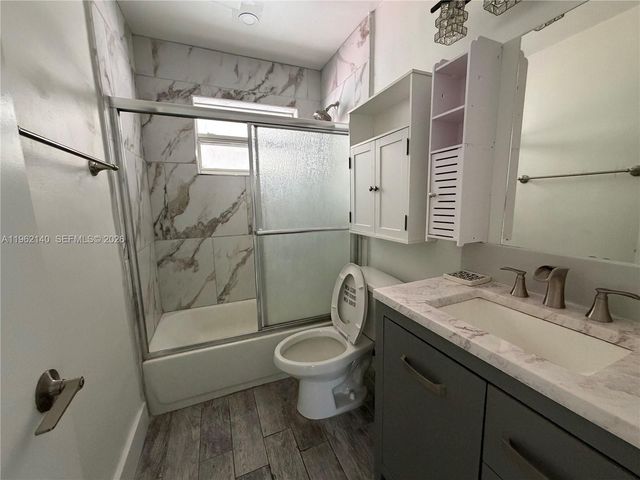 7950 NW 10th St 7950, Pembroke Pines, FL 33024