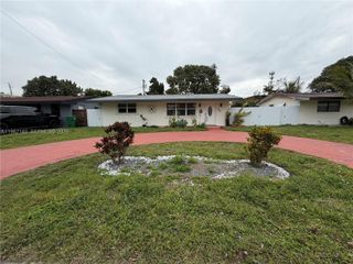 7950 NW 10th St 7950, Pembroke Pines, FL 33024