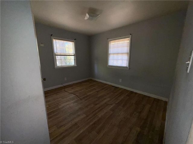 2010 Sharonbrook Drive, Greensboro, NC 27405