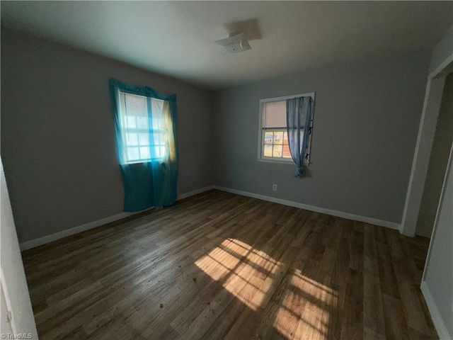 2010 Sharonbrook Drive, Greensboro, NC 27405