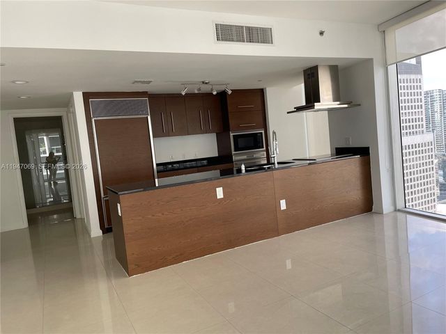 495 Brickell Ave 3810, Miami, FL 33131