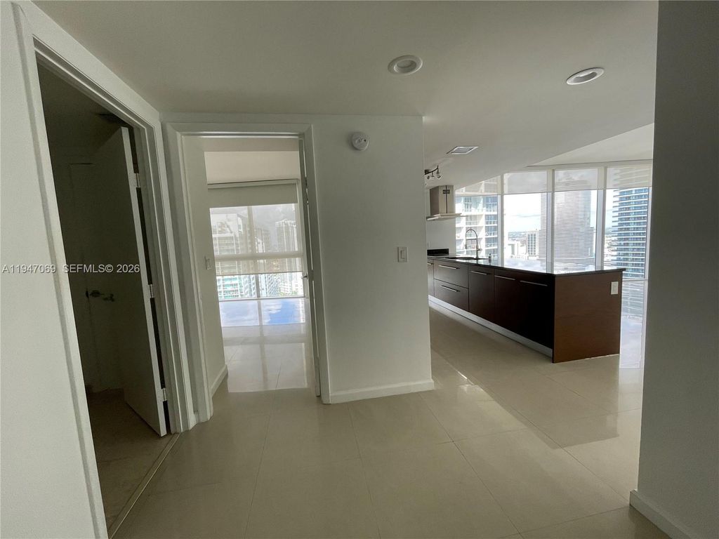 495 Brickell Ave 3810, Miami, FL 33131