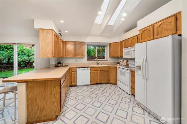 3908 80th Avenue W, University Place, WA 98466