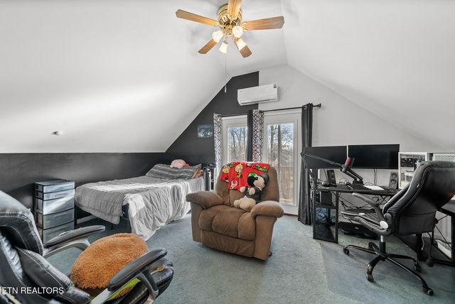 6 Chica Circle, Crossville, TN 38572