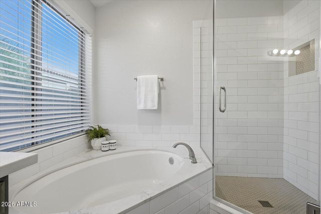 4313 E RAVEN Road, Phoenix, AZ 85044