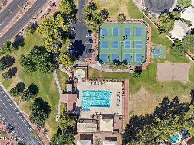 4313 E RAVEN Road, Phoenix, AZ 85044