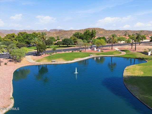 4313 E RAVEN Road, Phoenix, AZ 85044