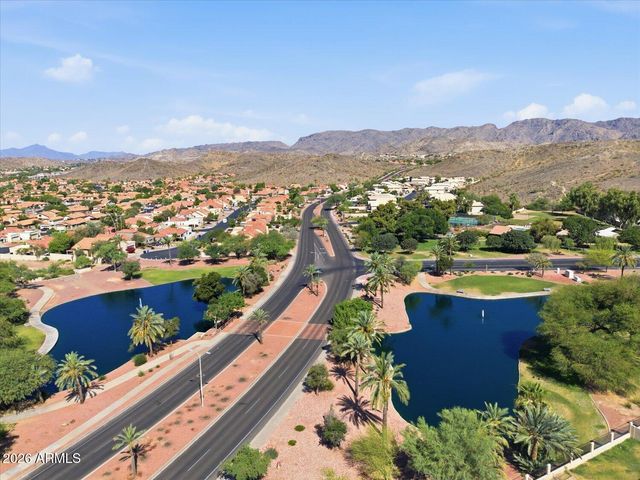4313 E RAVEN Road, Phoenix, AZ 85044