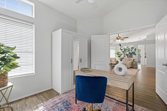 4313 E RAVEN Road, Phoenix, AZ 85044