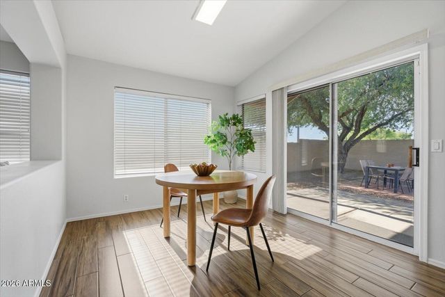 4313 E RAVEN Road, Phoenix, AZ 85044