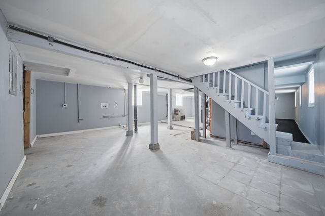 11317 S Carpenter Street, Chicago, IL 60643