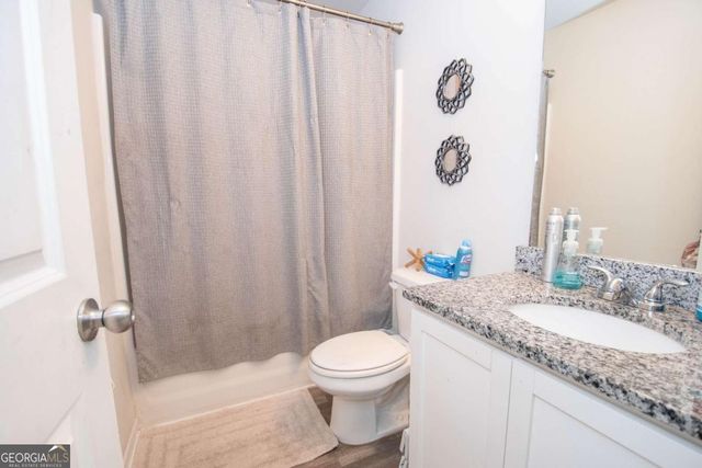 225 Fox Chase Way, Hogansville, GA 30230