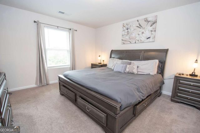 225 Fox Chase Way, Hogansville, GA 30230