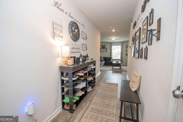 225 Fox Chase Way, Hogansville, GA 30230