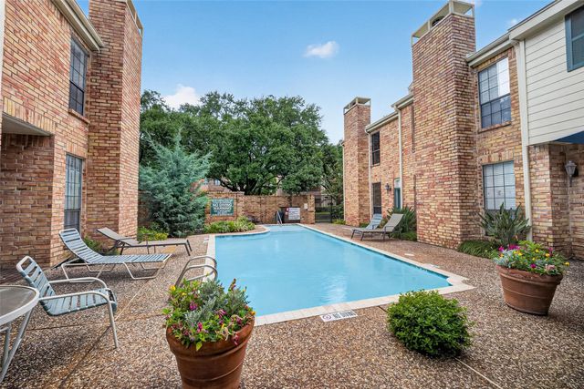 4000 Purdue Street 102, Houston, TX 77005